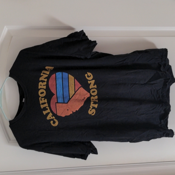 California Strong Shirt - Picture 1 of 3